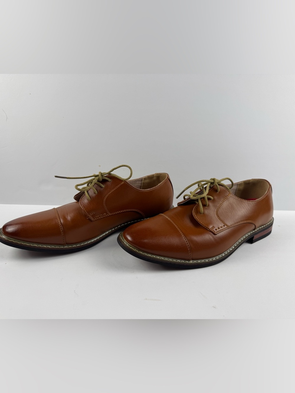 Men's Tan Leather Cap-Toe Derby Shoes